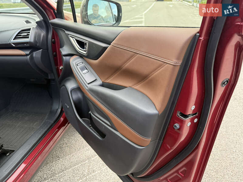 Внедорожник / Кроссовер Subaru Forester 2024 в Киеве