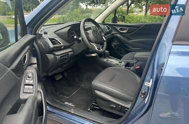 Позашляховик / Кросовер Subaru Forester 2024 в 