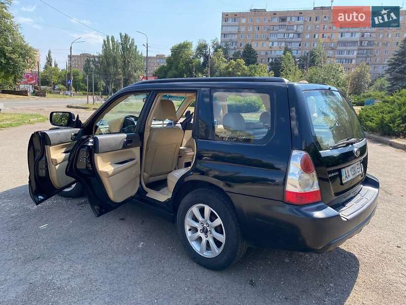 Внедорожник / Кроссовер Subaru Forester 2007 в Кривом Роге