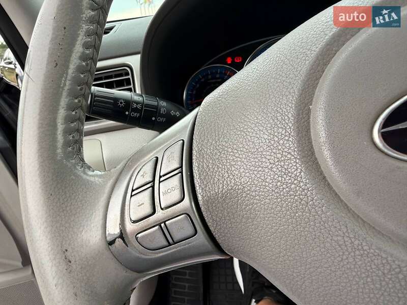 Внедорожник / Кроссовер Subaru Forester 2009 в Одессе