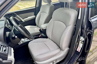 Внедорожник / Кроссовер Subaru Forester 2014 в 