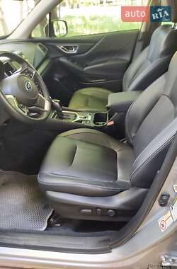 Внедорожник / Кроссовер Subaru Forester 2020 в 