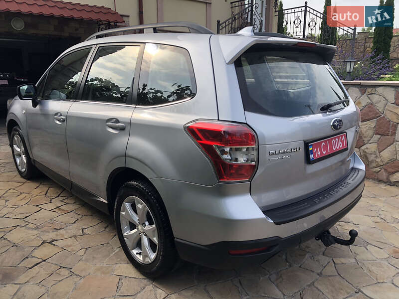 Внедорожник / Кроссовер Subaru Forester 2015 в Тернополе