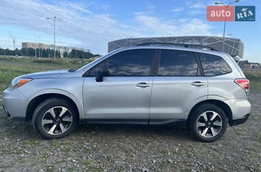 Внедорожник / Кроссовер Subaru Forester 2016 в 