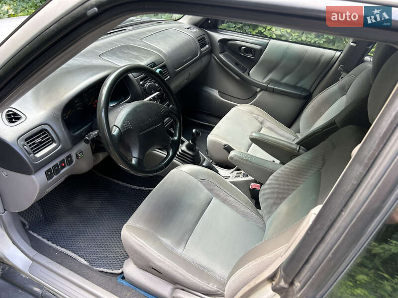 Внедорожник / Кроссовер Subaru Forester 1998 в Киеве