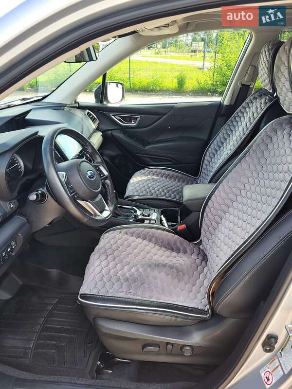 Позашляховик / Кросовер Subaru Forester 2018 в Києві фото 12 Позашляховик / Кросовер Subaru Forester 2018 в Києві