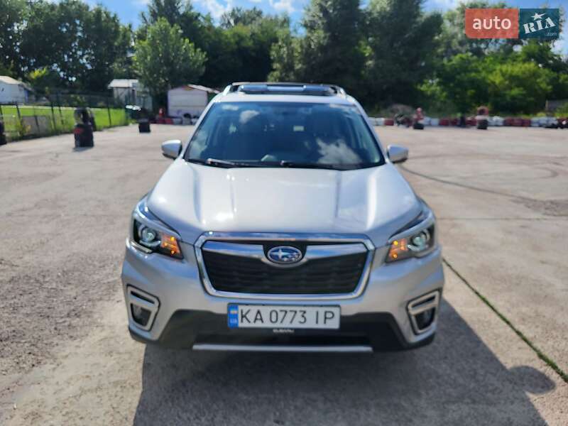 Позашляховик / Кросовер Subaru Forester 2018 в Києві фото 24 Позашляховик / Кросовер Subaru Forester 2018 в Києві