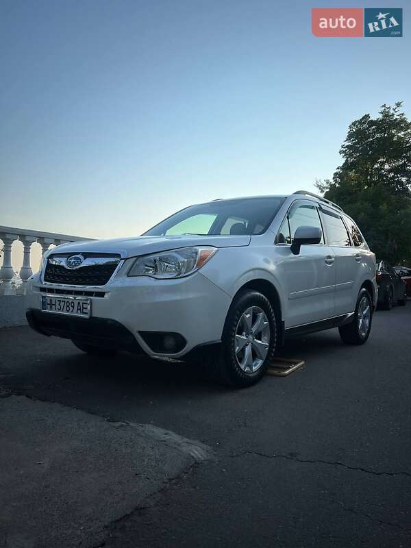 Внедорожник / Кроссовер Subaru Forester 2014 в Одессе