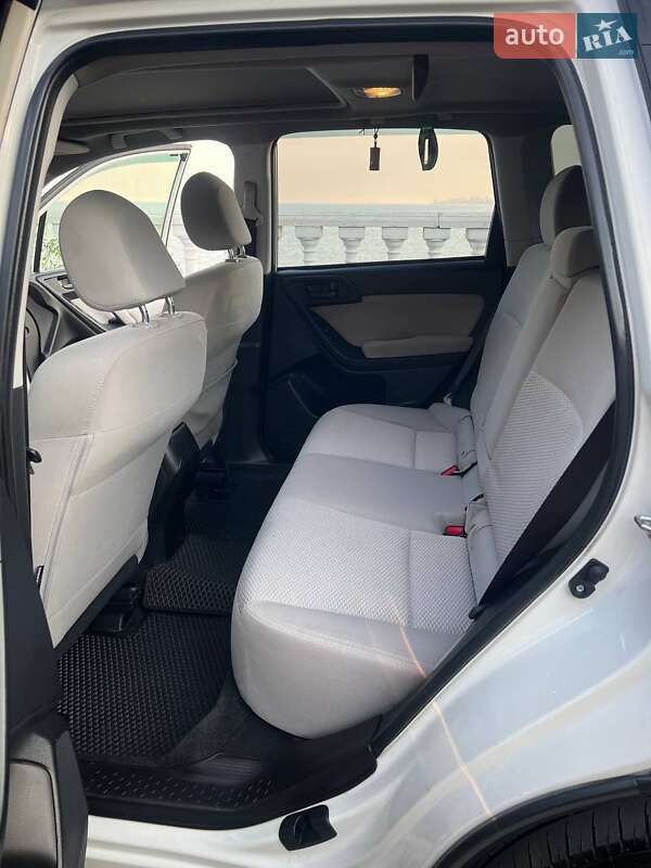 Внедорожник / Кроссовер Subaru Forester 2014 в Одессе