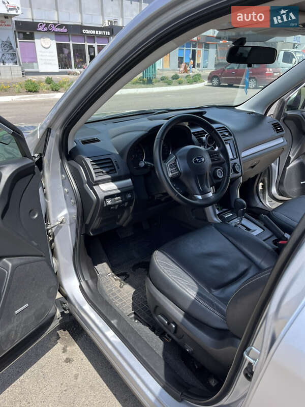 Внедорожник / Кроссовер Subaru Forester 2014 в Харькове