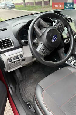 Внедорожник / Кроссовер Subaru Forester 2017 в 