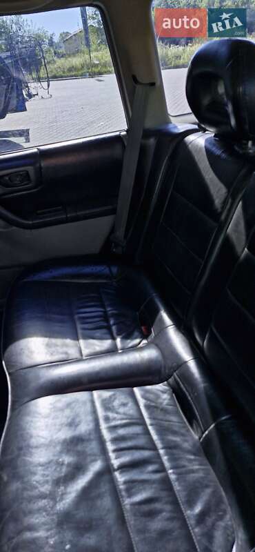 Внедорожник / Кроссовер Subaru Forester 1999 в Львове