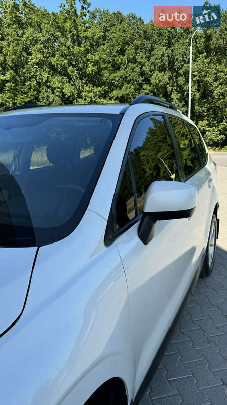 Позашляховик / Кросовер Subaru Forester 2014 в Хмельницькому