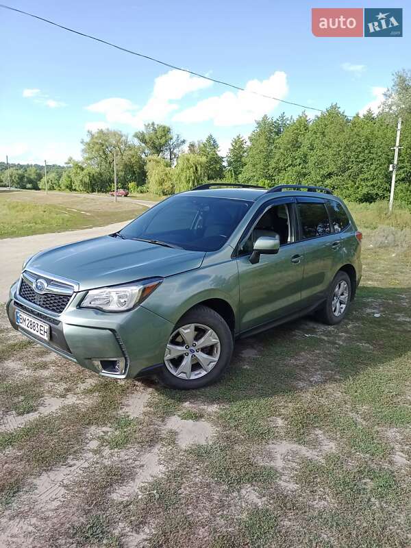 Внедорожник / Кроссовер Subaru Forester 2015 в Богодухове