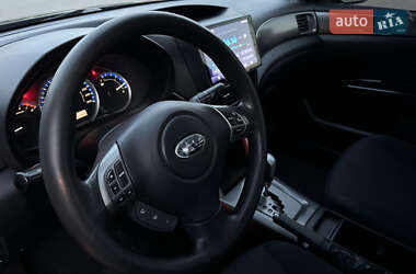 Внедорожник / Кроссовер Subaru Forester 2011 в 