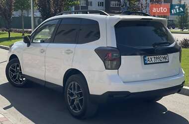 Внедорожник / Кроссовер Subaru Forester 2018 в 