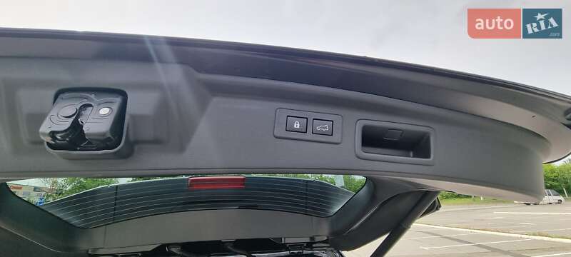 Внедорожник / Кроссовер Subaru Forester 2022 в Киеве