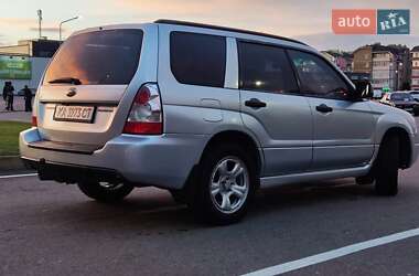Внедорожник / Кроссовер Subaru Forester 2006 в 