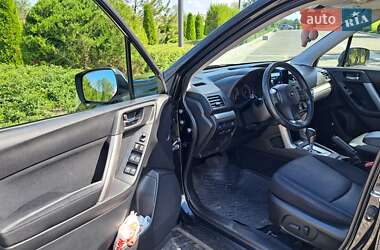 Внедорожник / Кроссовер Subaru Forester 2013 в 