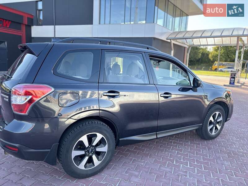 Позашляховик / Кросовер Subaru Forester 2016 в Рівному фото 5 Позашляховик / Кросовер Subaru Forester 2016 в Рівному