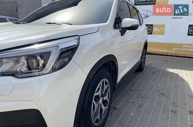 Внедорожник / Кроссовер Subaru Forester 2018 в 