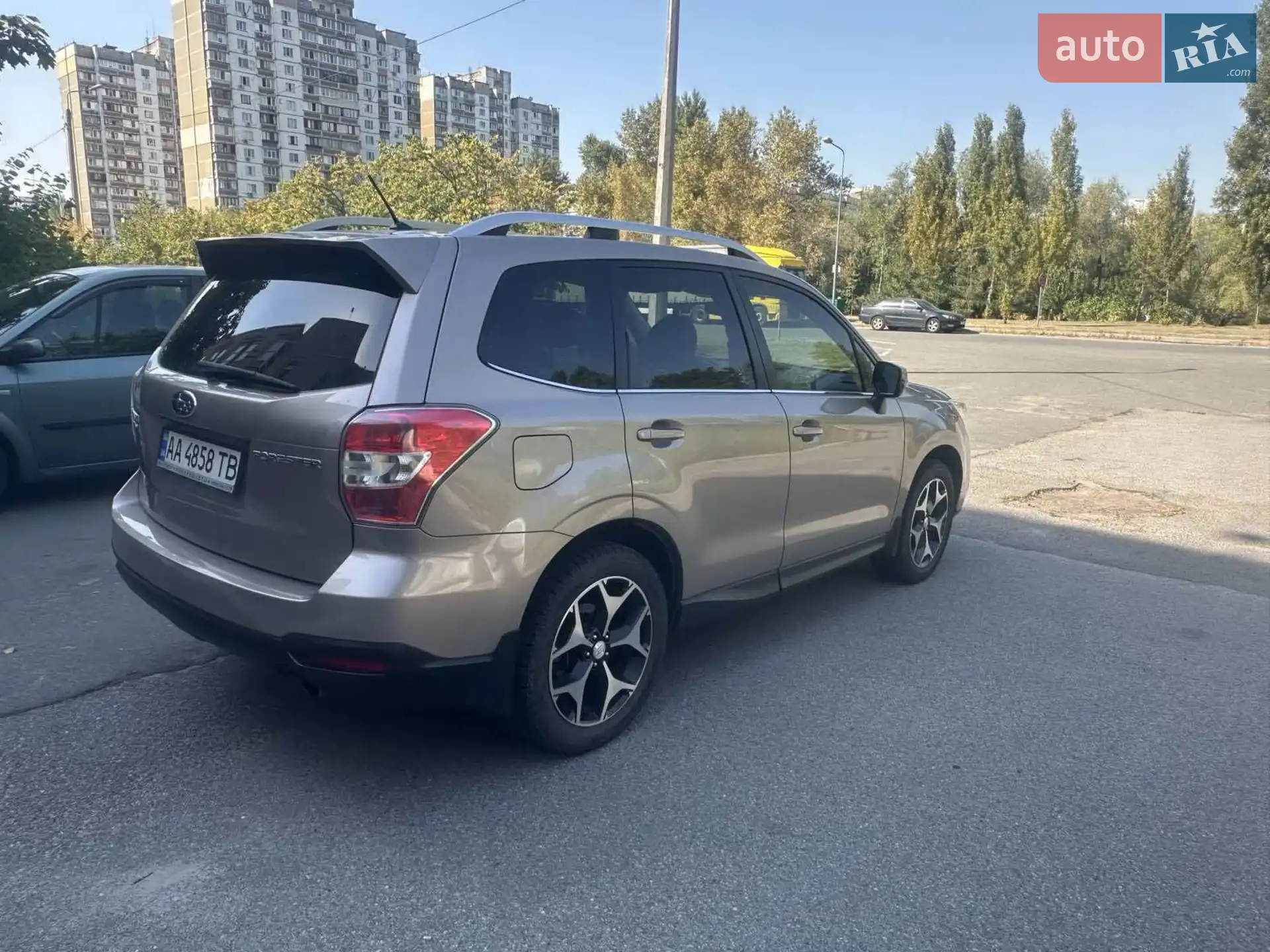 2014 Subaru Forester - мініатюра 15