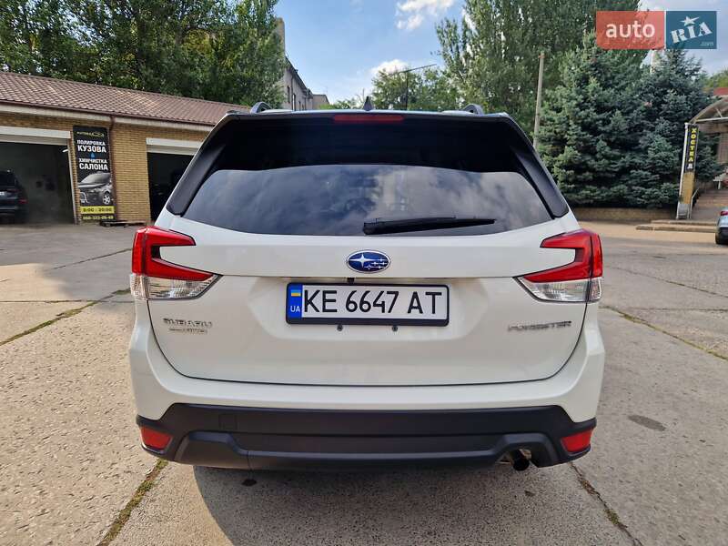 Внедорожник / Кроссовер Subaru Forester 2024 в Днепре
