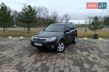 Позашляховик / Кросовер Subaru Forester 2008 в Києві