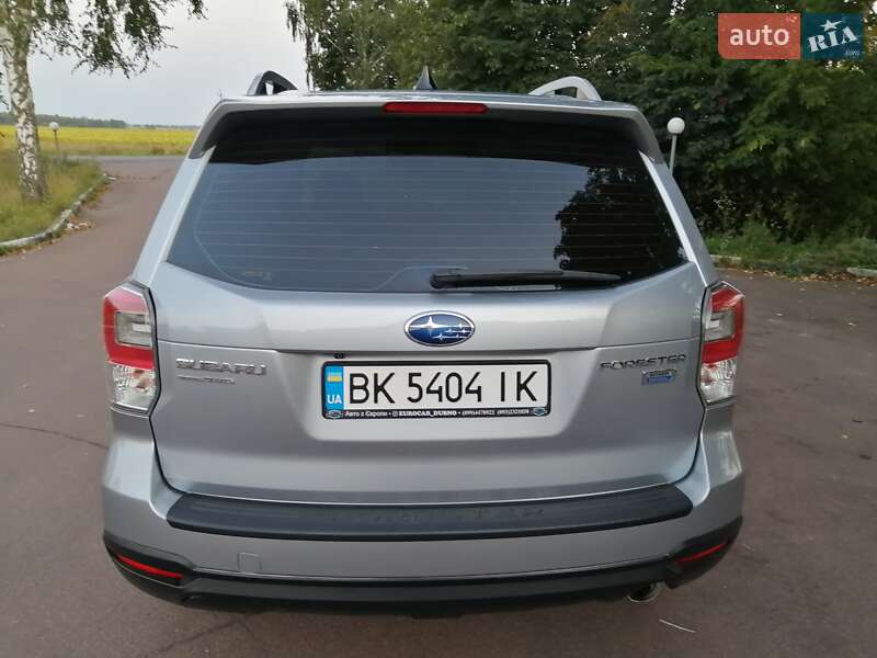 Позашляховик / Кросовер Subaru Forester 2017 в Шостці