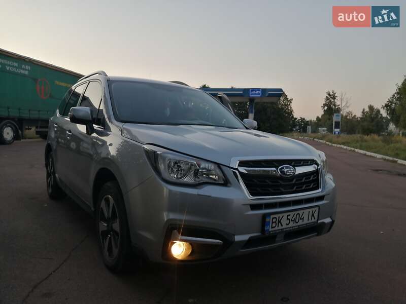 Позашляховик / Кросовер Subaru Forester 2017 в Шостці