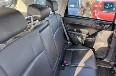 Внедорожник / Кроссовер Subaru Forester 2014 в 