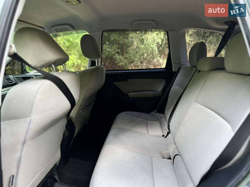 Позашляховик / Кросовер Subaru Forester 2016 в Ковелі