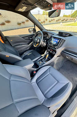 Внедорожник / Кроссовер Subaru Forester 2022 в 