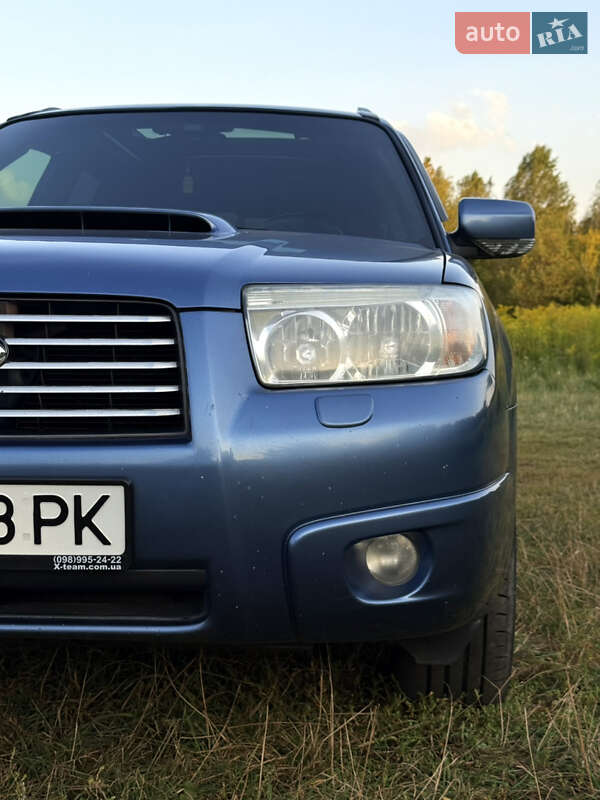 Позашляховик / Кросовер Subaru Forester 2007 в Києві