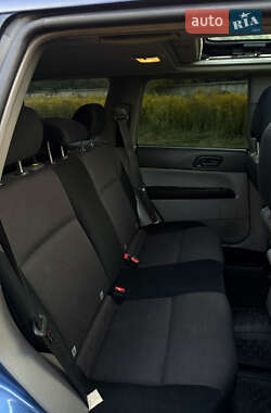 Внедорожник / Кроссовер Subaru Forester 2007 в 