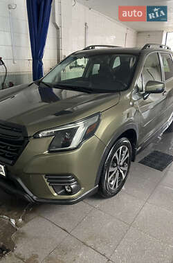 Внедорожник / Кроссовер Subaru Forester 2023 в Николаеве