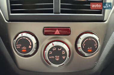 Внедорожник / Кроссовер Subaru Forester 2008 в 