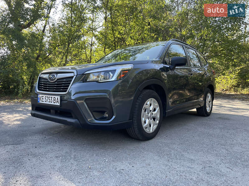 Внедорожник / Кроссовер Subaru Forester 2018 в 