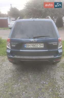 Внедорожник / Кроссовер Subaru Forester 2011 в 