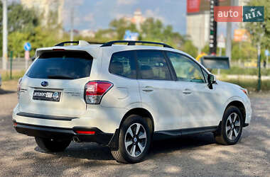 Внедорожник / Кроссовер Subaru Forester 2017 в 