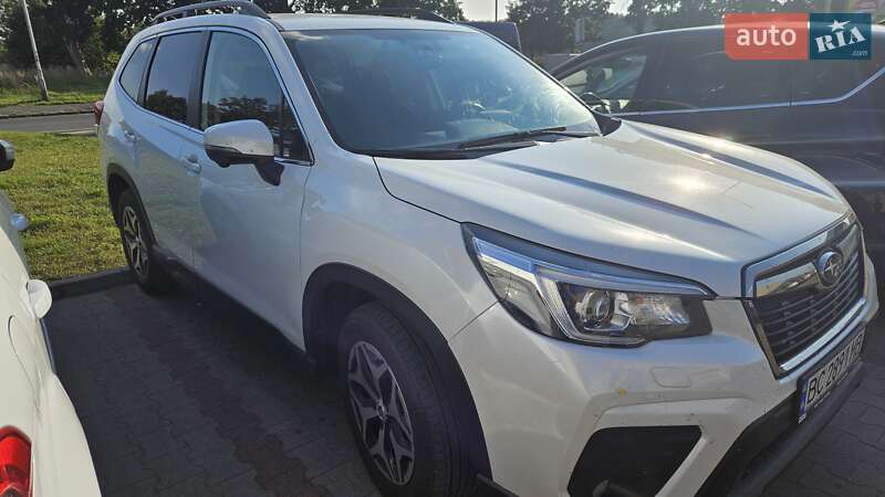 Внедорожник / Кроссовер Subaru Forester 2020 в Львове