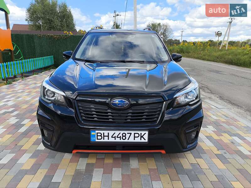 Внедорожник / Кроссовер Subaru Forester 2018 в Киеве