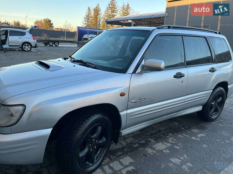 Внедорожник / Кроссовер Subaru Forester 2002 в Самборе