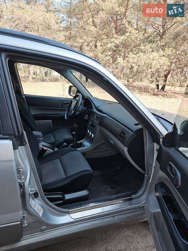 Внедорожник / Кроссовер Subaru Forester 2006 в Днепре