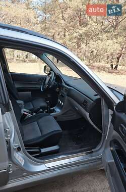 Внедорожник / Кроссовер Subaru Forester 2006 в 