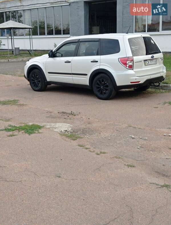 Внедорожник / Кроссовер Subaru Forester 2009 в Черкассах