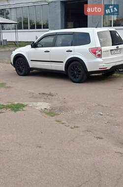 Внедорожник / Кроссовер Subaru Forester 2009 в 