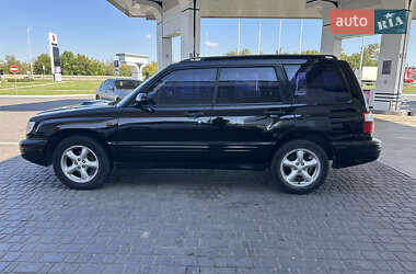 Внедорожник / Кроссовер Subaru Forester 2002 в 