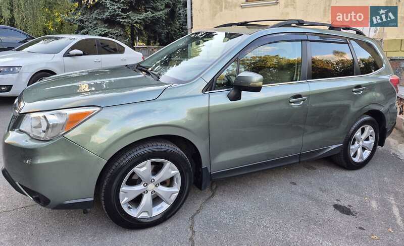 Внедорожник / Кроссовер Subaru Forester 2014 в Днепре