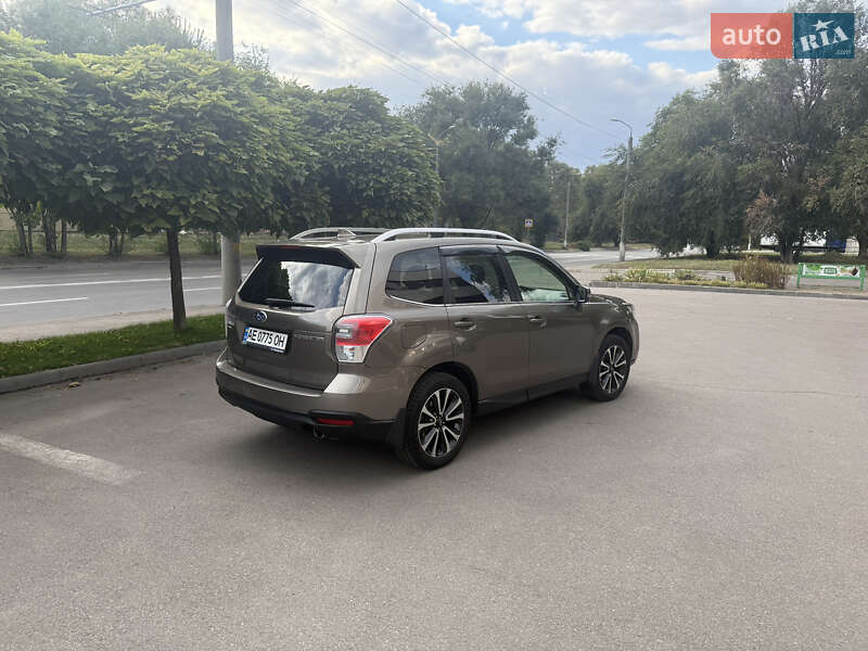 Внедорожник / Кроссовер Subaru Forester 2016 в Днепре
